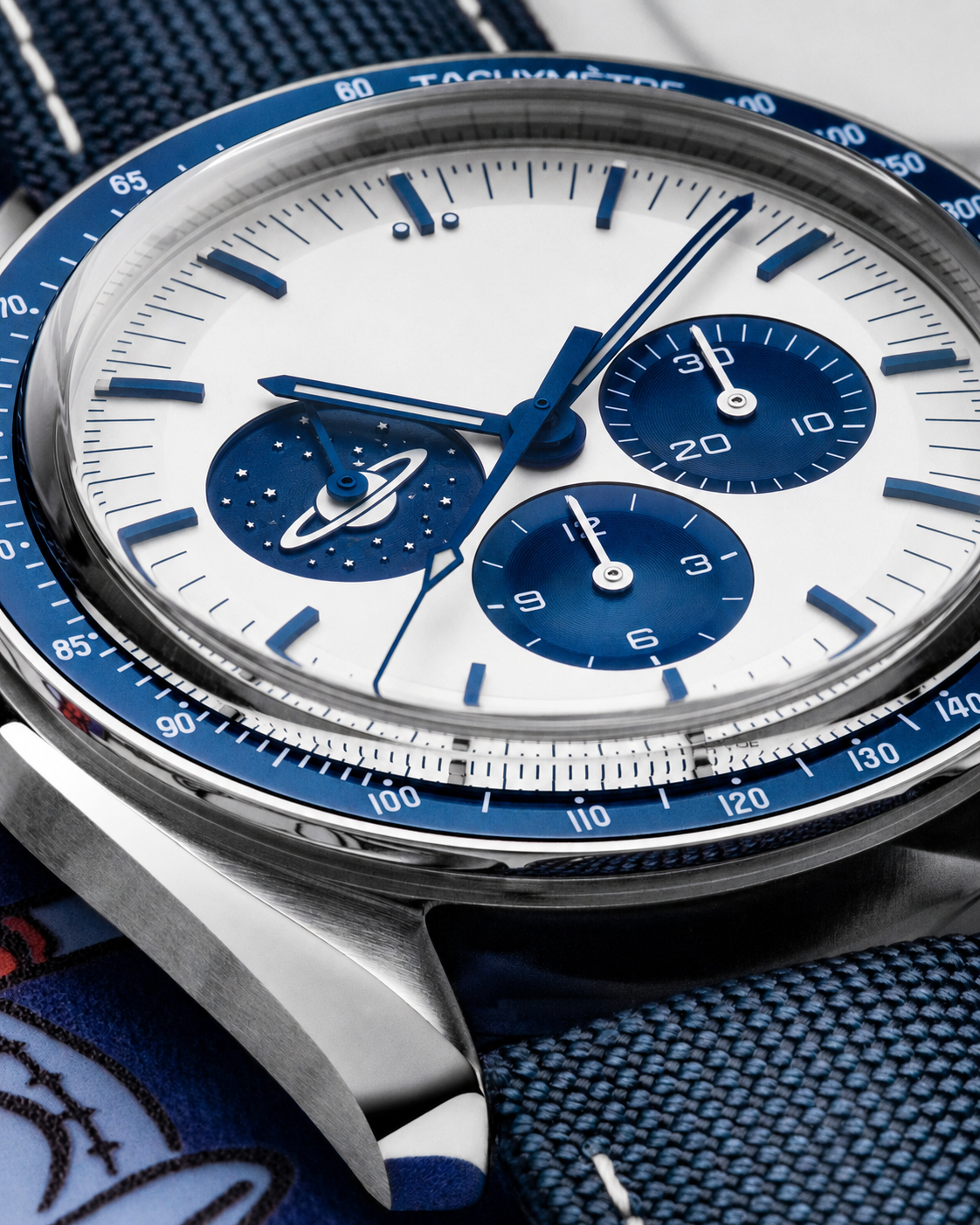 Lunar Chronograph Watch White Blue 42mm